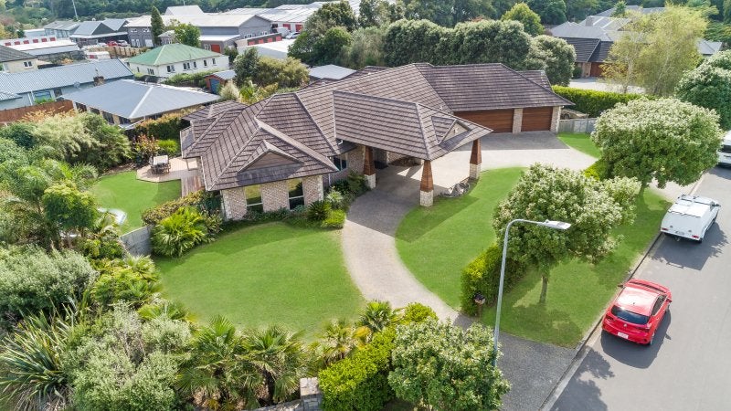 1 Glencairn Place, Buckland, Pukekohe - Carousel 2