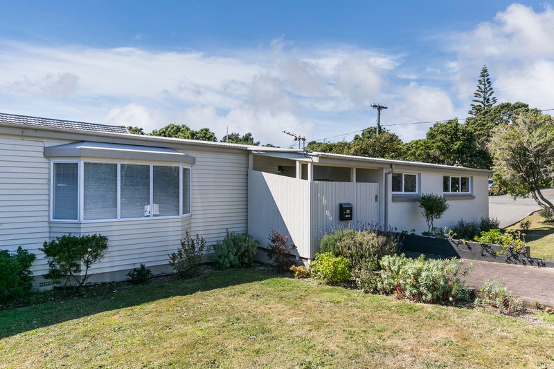 53 Ganges Road, Khandallah, Wellington - Carousel 1