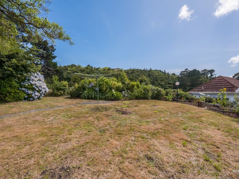 17 Harbour View Road, Harbour View, Lower Hutt - Carousel 2