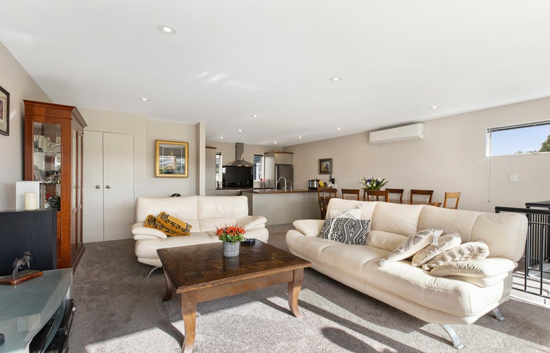 128E Gowing Drive, Meadowbank, Auckland - Carousel 2