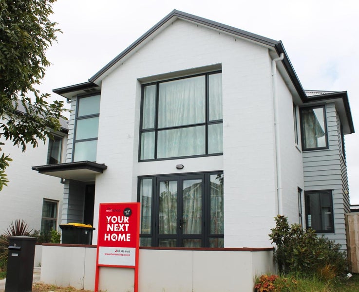 18 Mohua Avenue, Takanini, Auckland - Carousel 1