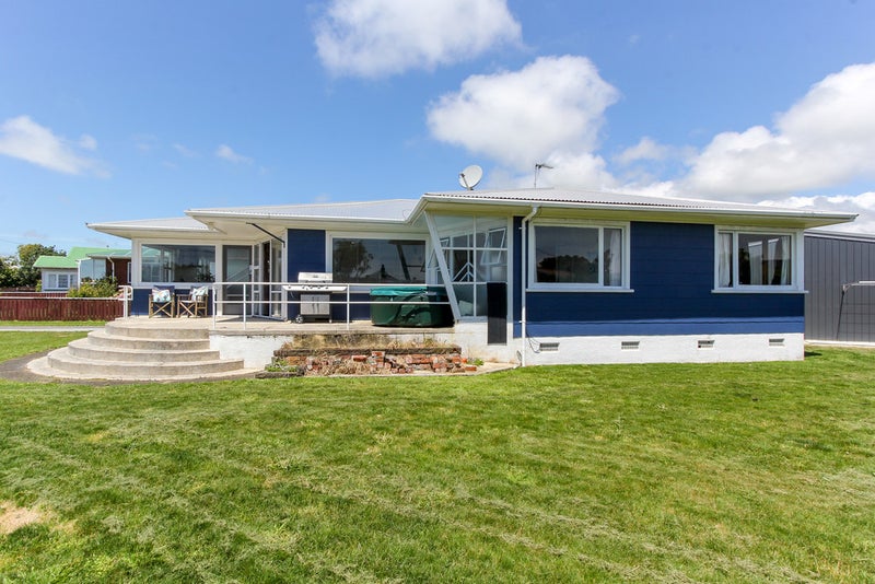 51 Omata Road, Marfell, New Plymouth - Carousel 18