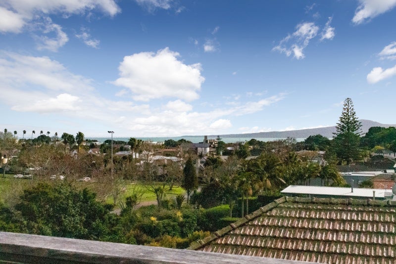 19 Allum Street, Kohimarama, Auckland - Carousel 1