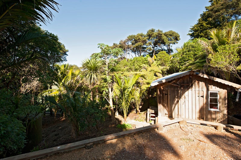 19 Albert Crescent, Ostend, Waiheke Island - Carousel 15
