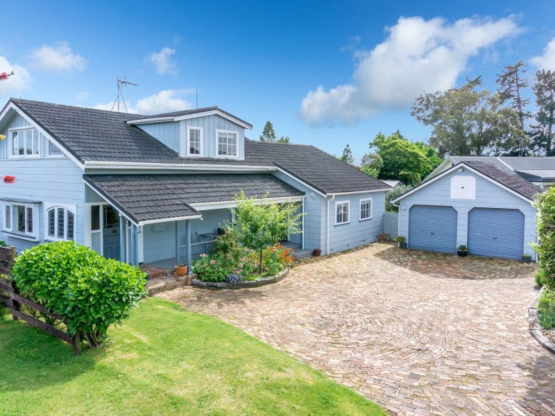 380 Ulster Street, Beerescourt, Hamilton - Carousel 1