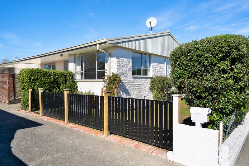 1-176/176 Grimseys Road, Redwood, Christchurch - Carousel 1