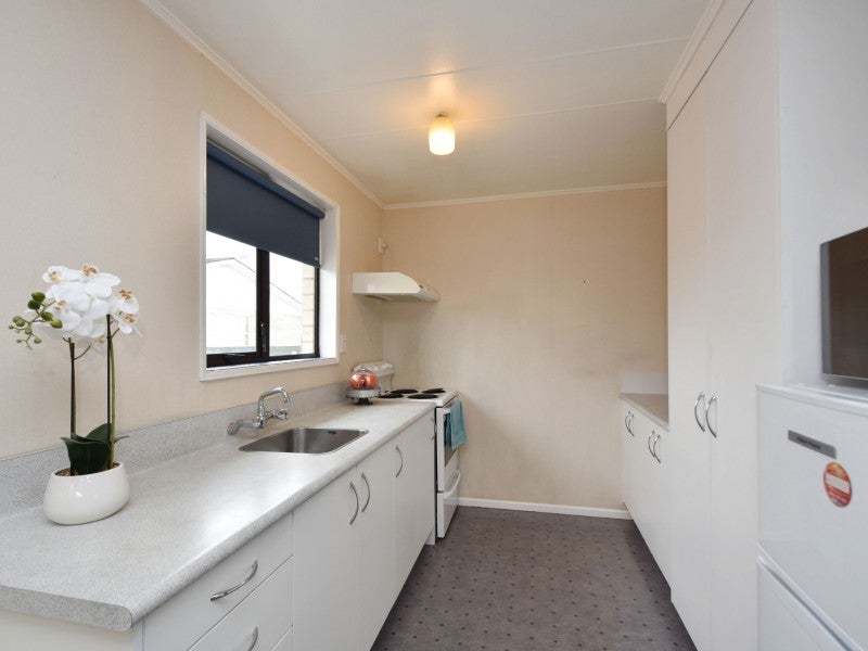 18B Antrim Street, Windsor, Invercargill - Carousel 2