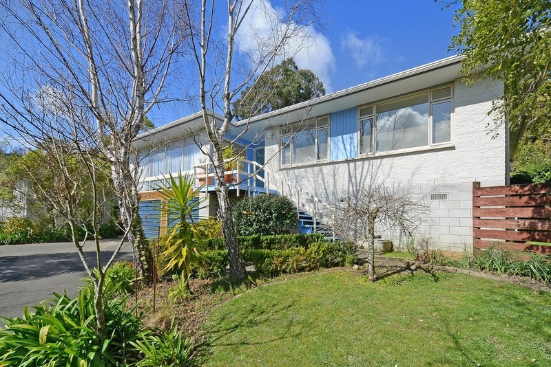 16 Chichester Drive, Pinehaven, Upper Hutt - Carousel 6