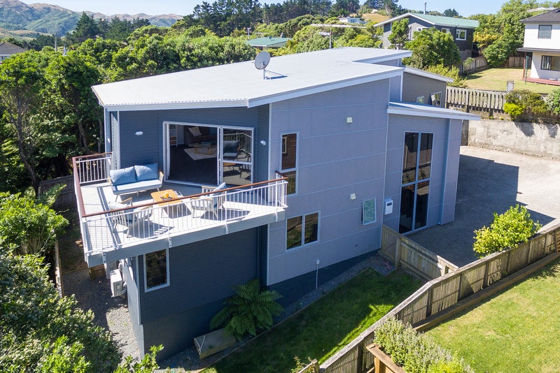 1/40 Poto Road, Normandale, Lower Hutt - Carousel 2