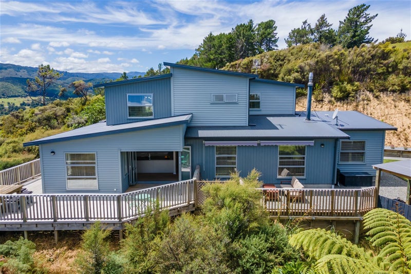 13 Streets Way, Timberlea, Upper Hutt - Carousel 1