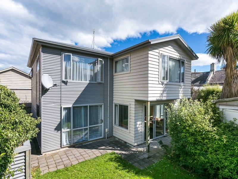 695 Castle Street, North Dunedin, Dunedin - Carousel 1