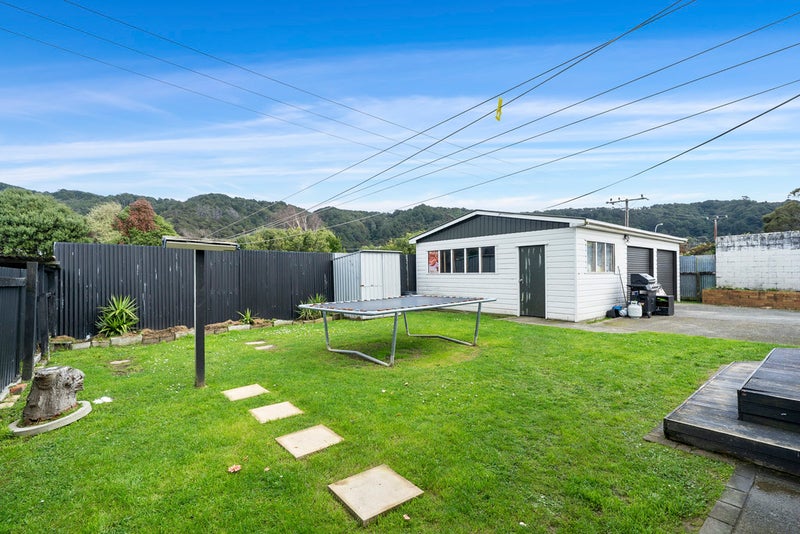 77 Karamu Crescent, Wainuiomata, Lower Hutt - Carousel 17