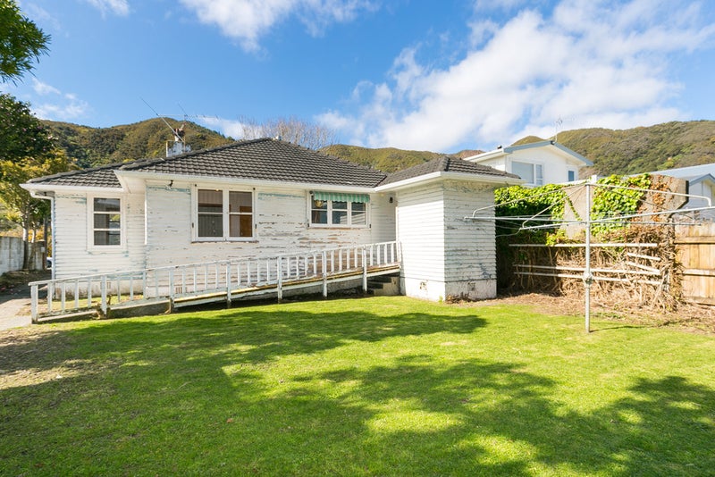 283 Riverside Drive, Waterloo, Lower Hutt - Carousel 2
