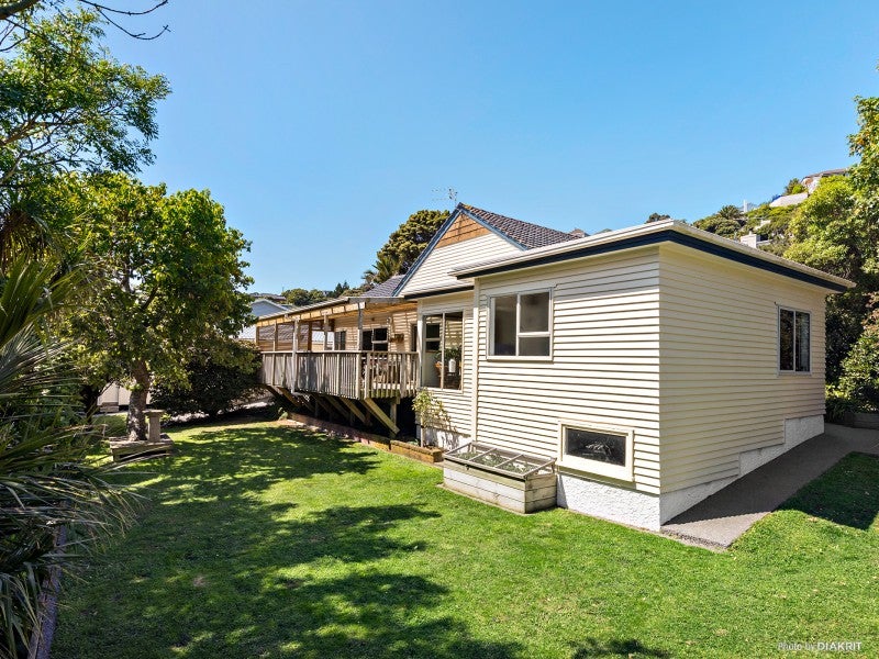 109 Totara Road, Miramar, Wellington - Carousel 2