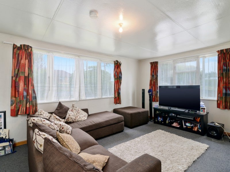 2 Waterlow Street, Fordlands, Rotorua - Carousel 2