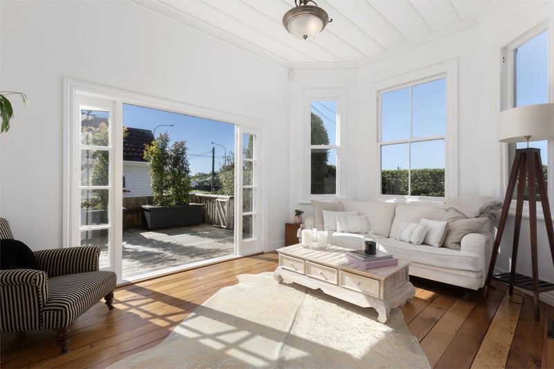 1/86 Birkenhead Avenue, Birkenhead, Auckland - Carousel 2