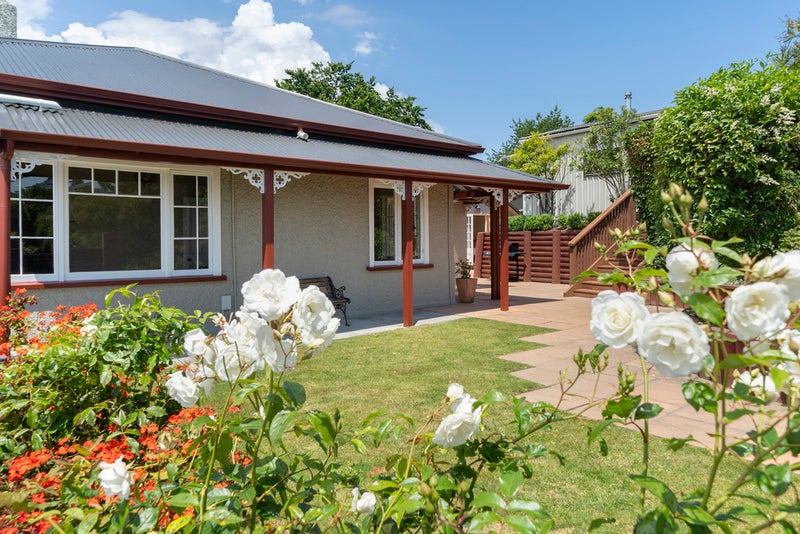 7 Britannia Heights, Stepneyville, Nelson - Carousel 1