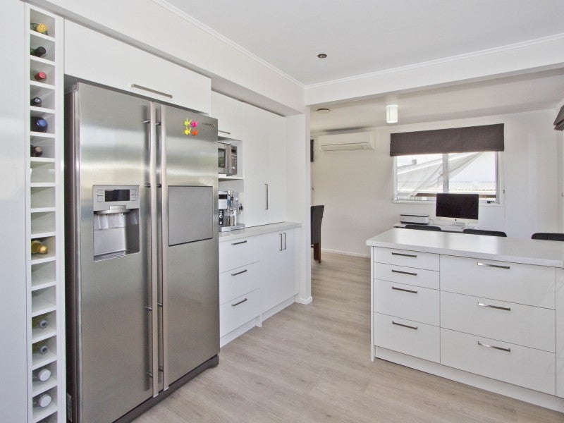 35 Momona Street, Wainuiomata, Lower Hutt - Carousel 2