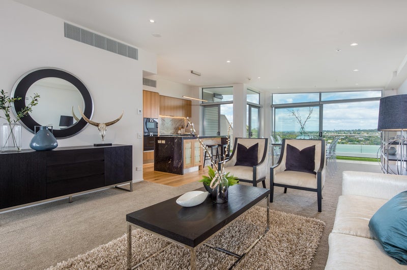 101/585 Beach RD, Rothesay Bay, Auckland - Carousel 2