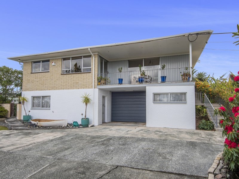 44 Fisher Terrace, Kamo, Whangarei - Carousel 2