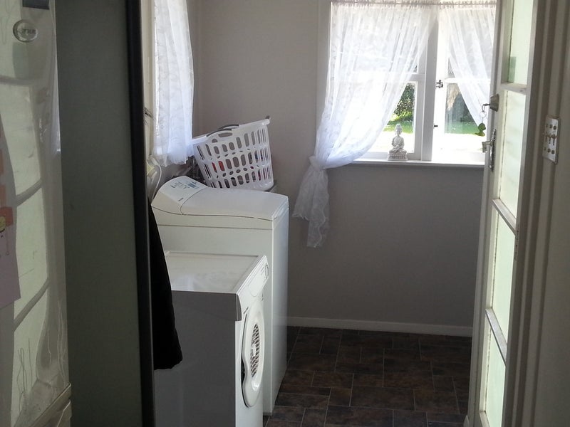 6 Coast Road, Wainuiomata, Lower Hutt - Carousel 6