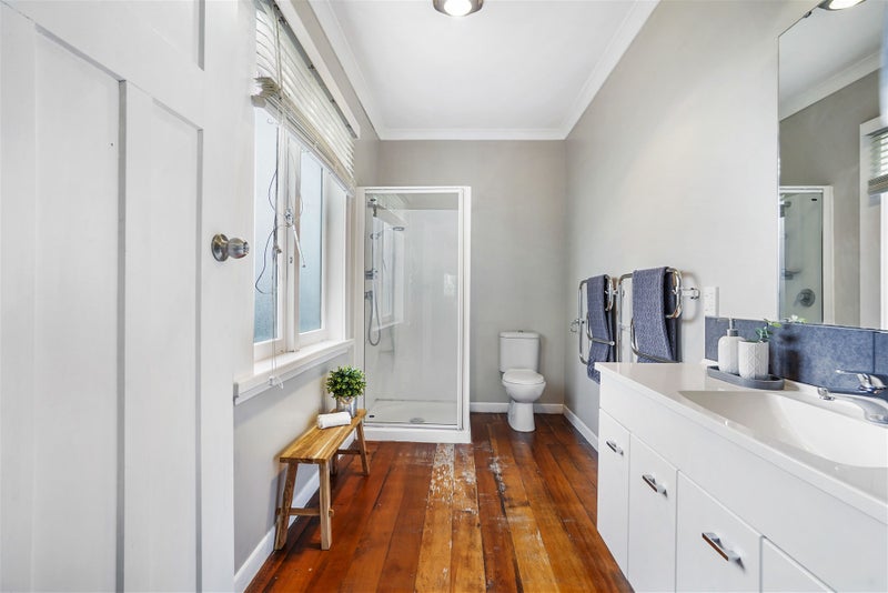 4 Young Street, Claudelands, Hamilton - Carousel 21