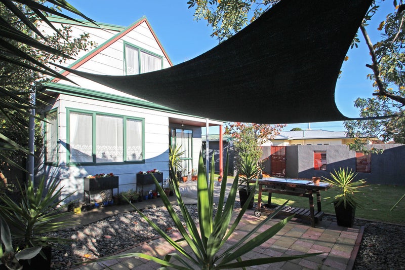 33B SEDDON CRES, MAREWA, NAPIER - Carousel 2