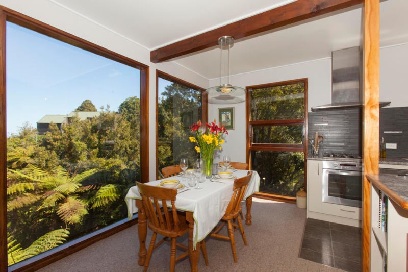 7 Euclid Grove, Kelson, Lower Hutt - Carousel 1