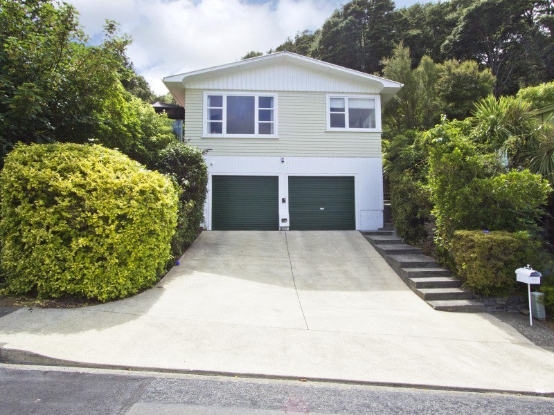70 Wright Street, Wainuiomata, Lower Hutt - Carousel 1