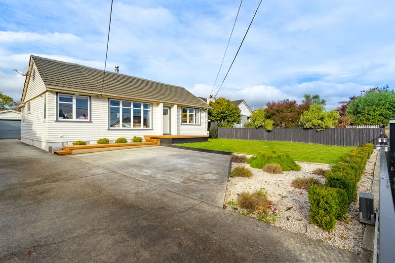 9 McCurdy Street, Elderslea, Upper Hutt - Carousel 1