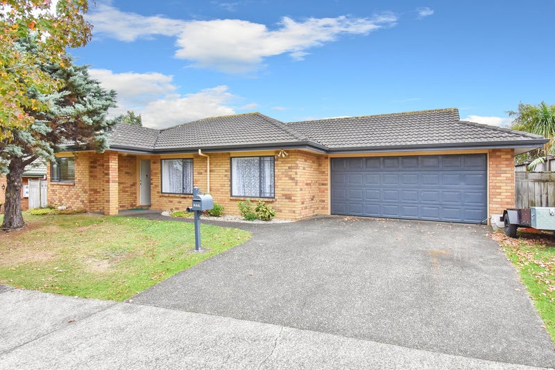 5 Adair Place, Weymouth, Auckland - Carousel 1