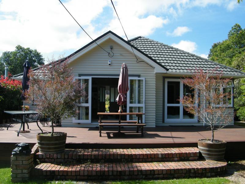 19 Hine Road, Wainuiomata, Lower Hutt - Carousel 1