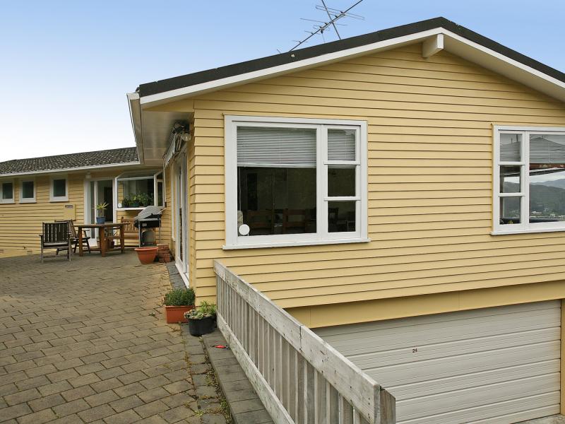 24 Pekanga Road, Normandale, Lower Hutt - Carousel 2