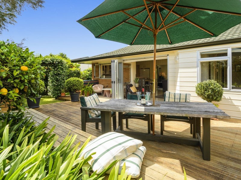 9A Strathmore Way, Matua, Tauranga - Carousel 1