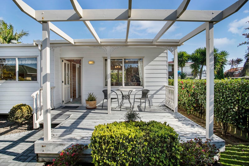 145B Celtic Crescent, Ellerslie, Auckland - Carousel 2