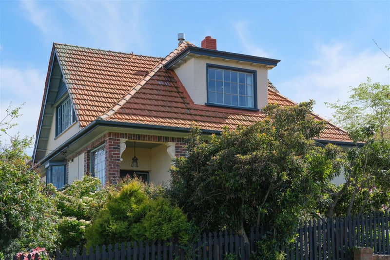 7 Grandview Crescent, Opoho, Dunedin - Carousel 2