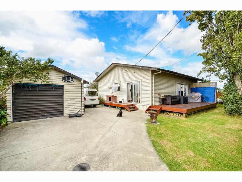2A Parakai Avenue, Parakai, Helensville - Carousel 1