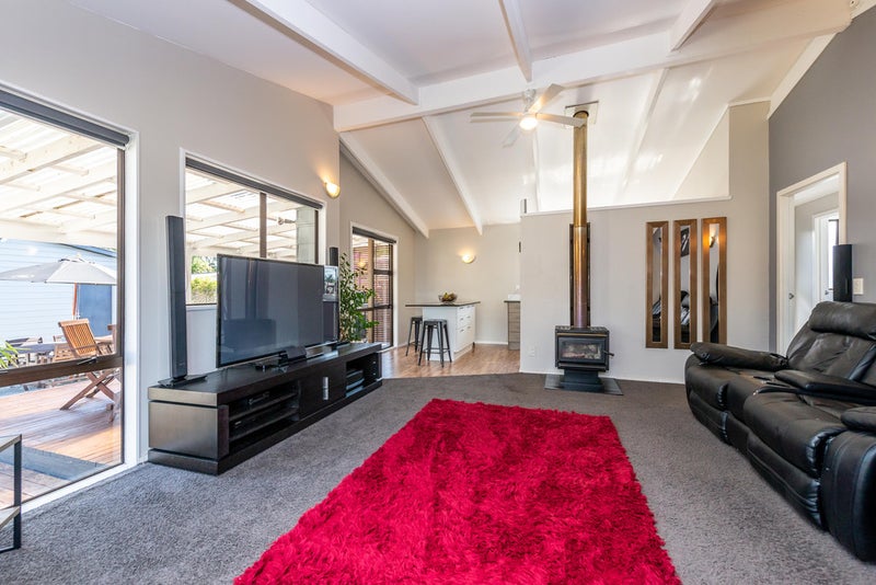 23 Parakai Avenue, Parakai, Helensville - Carousel 25