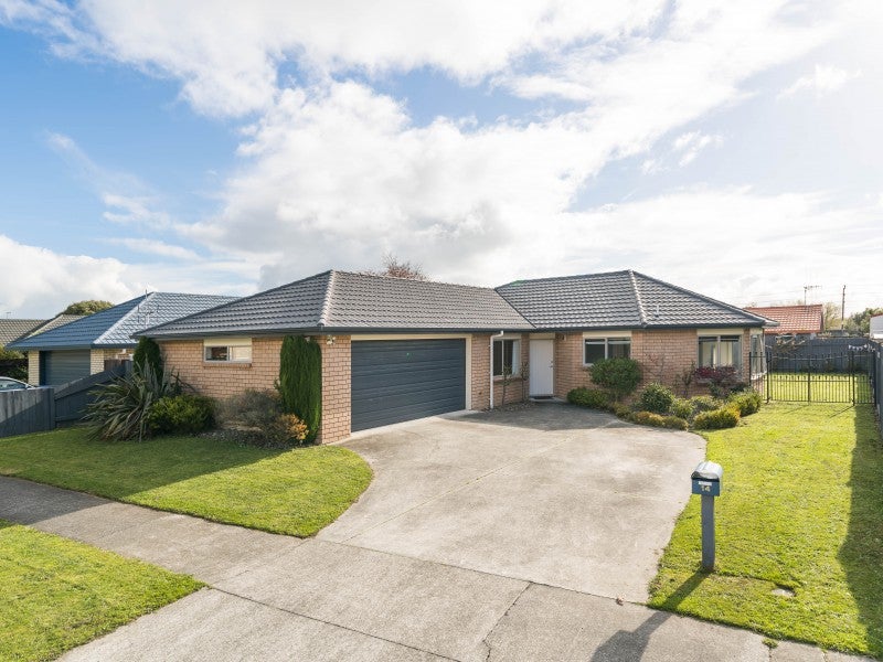 14 Parnell Heights Drive, Kelvin Grove, Palmerston North - Carousel 21