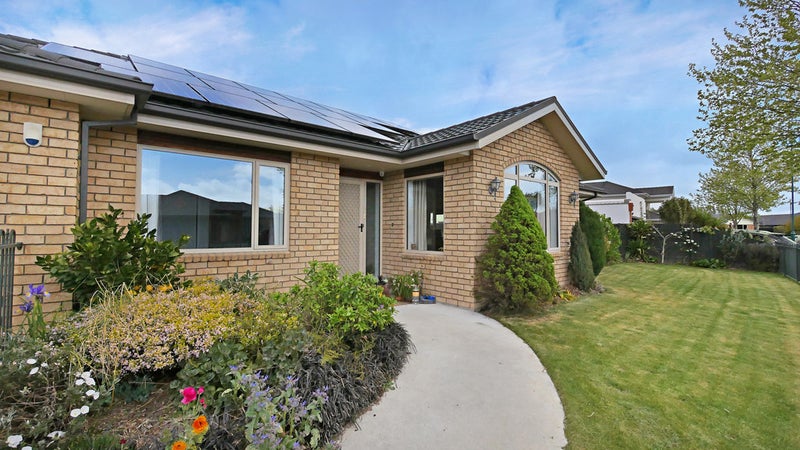 11 Laguna Gardens, Shirley, Christchurch - Carousel 1