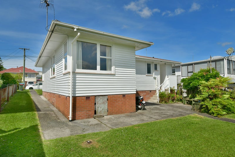 25 Rosamund Avenue, New Windsor, Auckland - Carousel 26