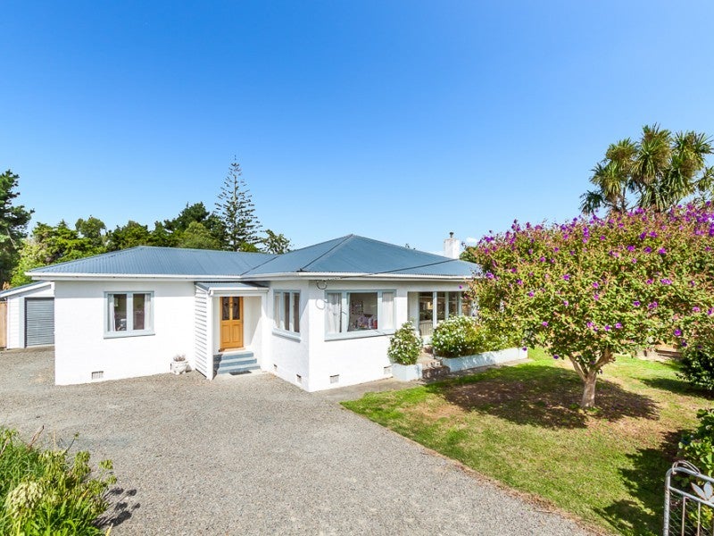 57 Honore Drive, Linton, Palmerston North - Carousel 1