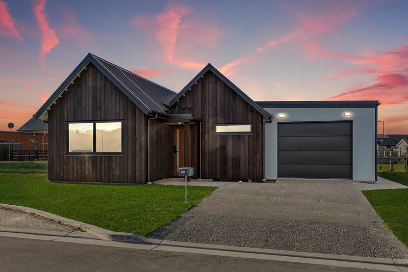 6 Dow Square, Wigram, Christchurch - Carousel 2