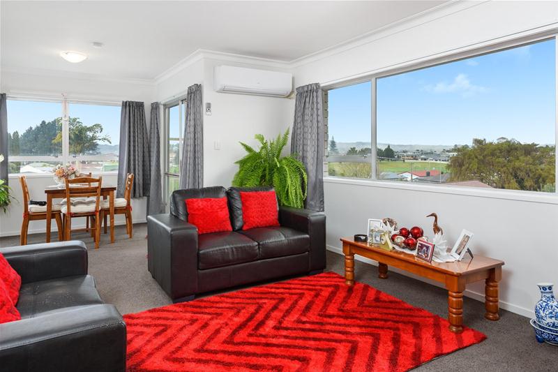 5 Hilltop Road, Parkvale, Tauranga - Carousel 1