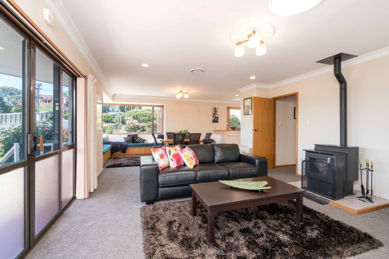 54 Glenpark Avenue, Mornington, Dunedin - Carousel 2