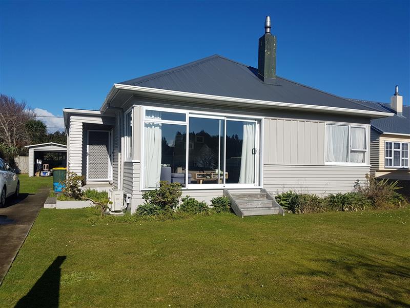 26 Cornwall Street, Brooklands, New Plymouth - Carousel 1