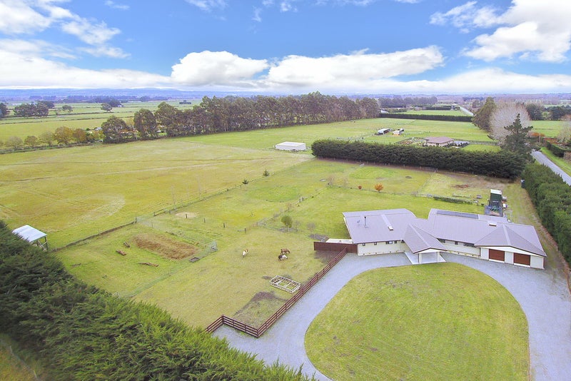 43 Bramleys Road, Kaiapoi - Carousel 1