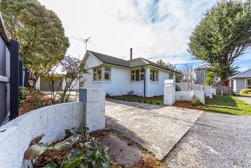 11 Centaurus Road, Cashmere, Christchurch - Carousel 1
