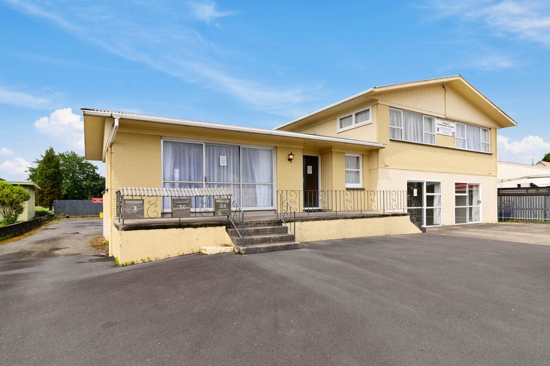 90 Lake Road, Ohinemutu, Rotorua - Carousel 1