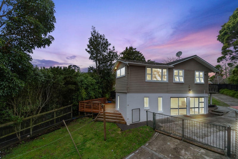 77 Seymour Road, Sunnyvale, Auckland - Carousel 2